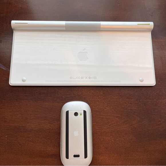 Apple Magic Mouse & Magic Keyboard wireless white not working! - Picture 2 of 7